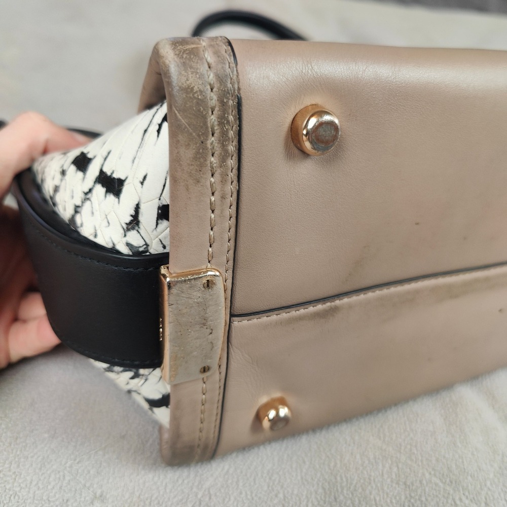 Coach Swagger 27 Satchel Handbag Beige Black Leather Snake Embossed Shoulder Bag - Picture 7 of 13